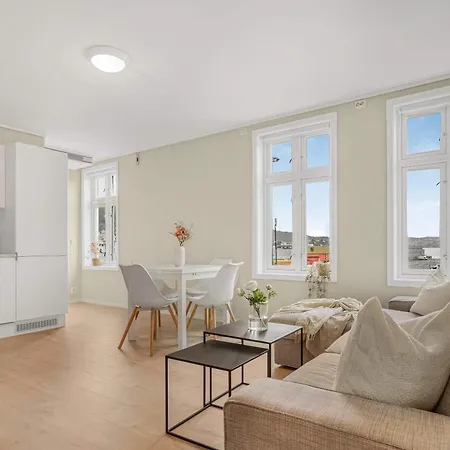 Contemporary City-apartement With Views Of The Dock! Daire *